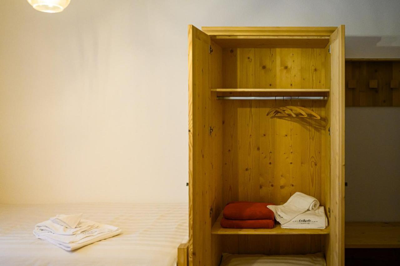 Hotel Centrale, Typically Swiss Poschiavo Bagian luar foto