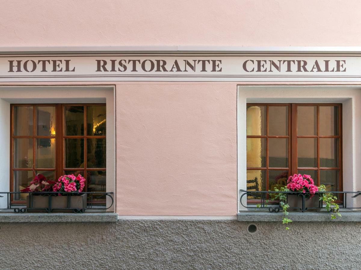 Hotel Centrale, Typically Swiss Poschiavo Bagian luar foto